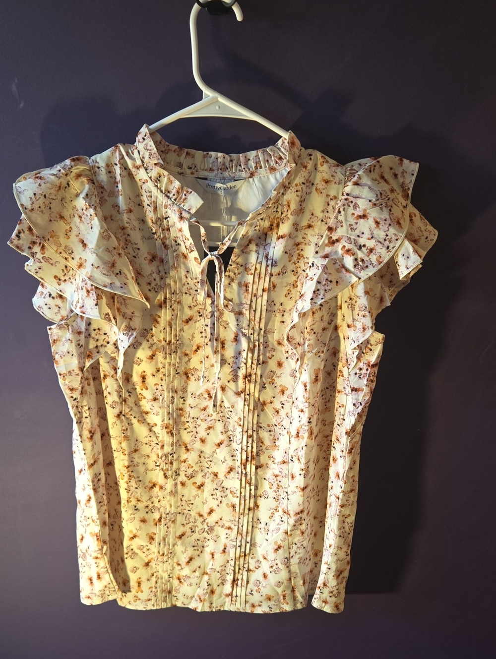 Q Small Womans Butter-yellow floral Chiffon Blouse With Fluffer Sleeves